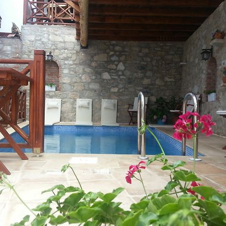 Amazon Petite Palace Selçuk Bagian luar foto