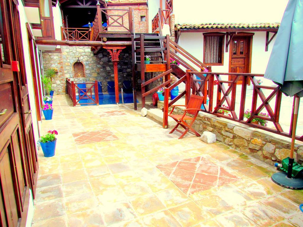 Amazon Petite Palace Selçuk Bagian luar foto