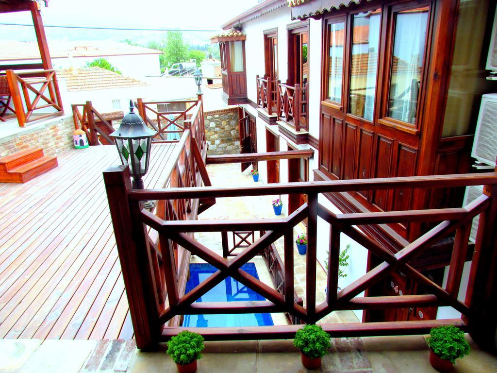 Amazon Petite Palace Selçuk Bagian luar foto