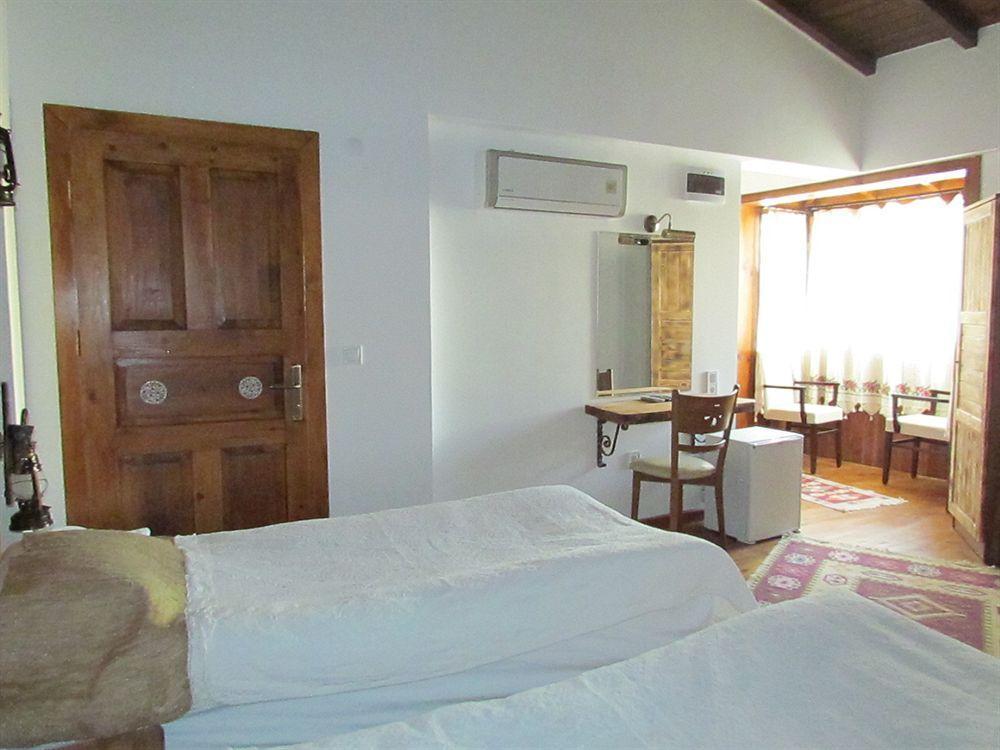 Amazon Petite Palace Selçuk Bagian luar foto