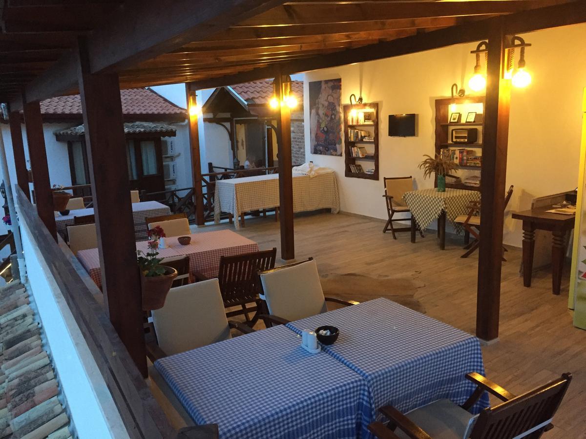 Amazon Petite Palace Selçuk Bagian luar foto