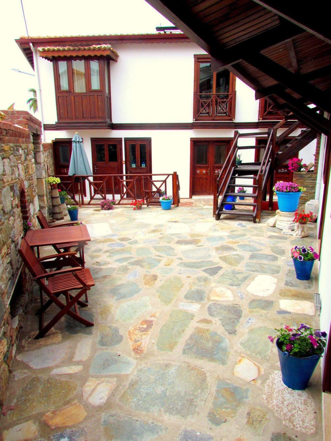 Amazon Petite Palace Selçuk Bagian luar foto