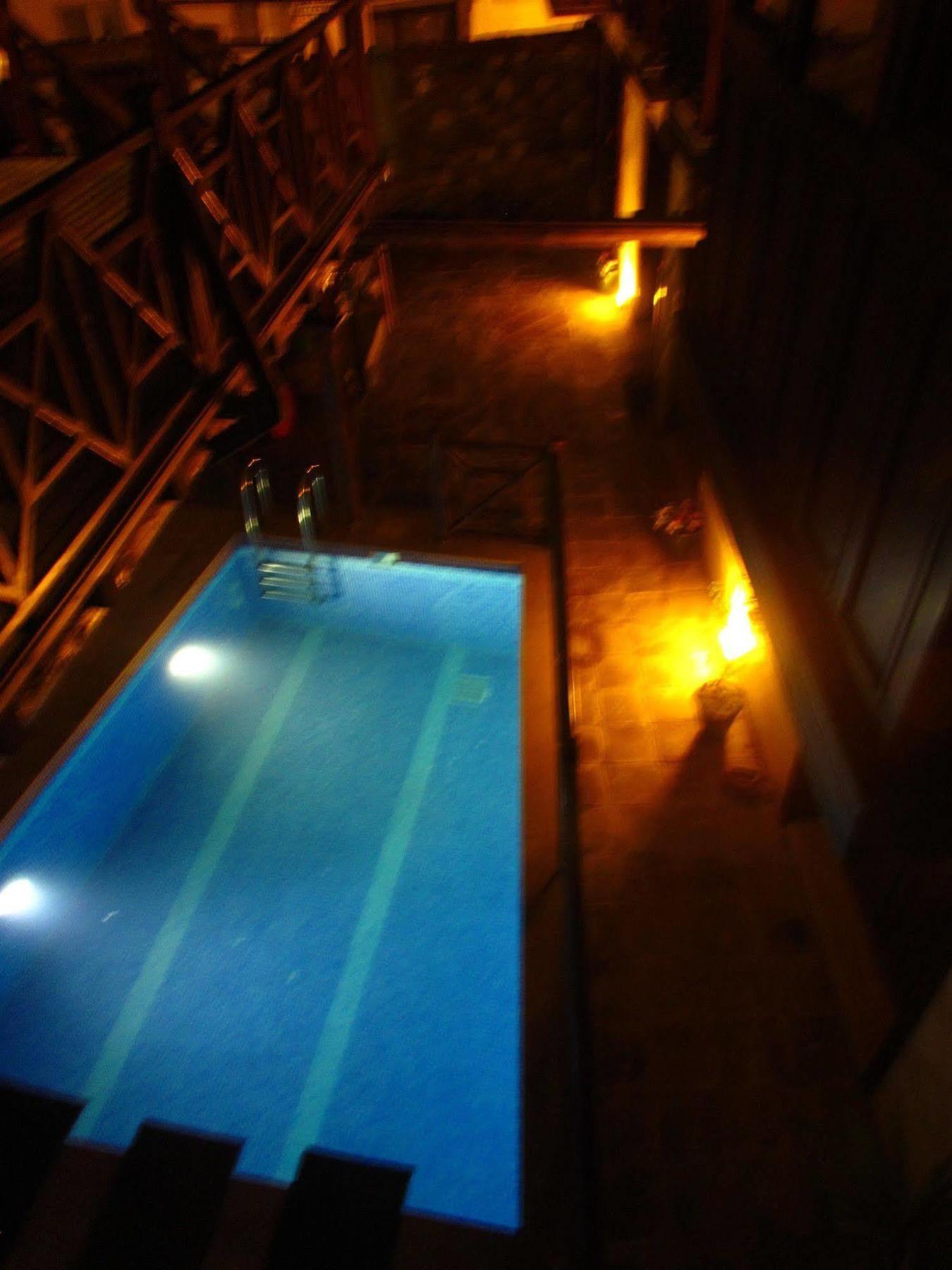 Amazon Petite Palace Selçuk Bagian luar foto